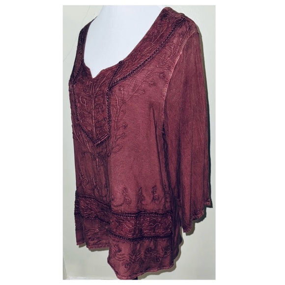 Lapogee Embroidered 3/4 Sleeve Pullover Top, Sz Lg (see measurements) - Picture 2 of 9